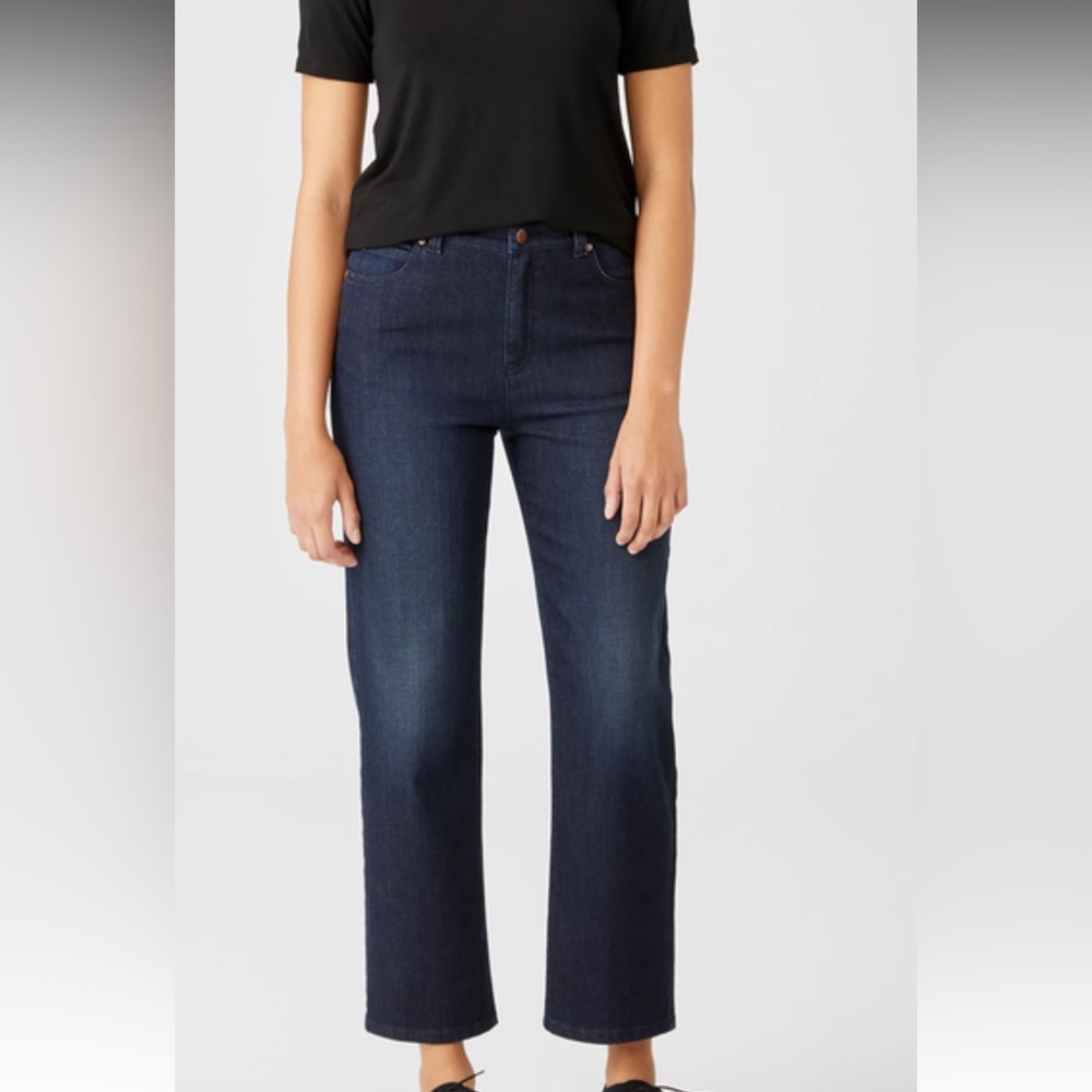 NWOT - Eileen Fisher XS straight‎ leg jeans.